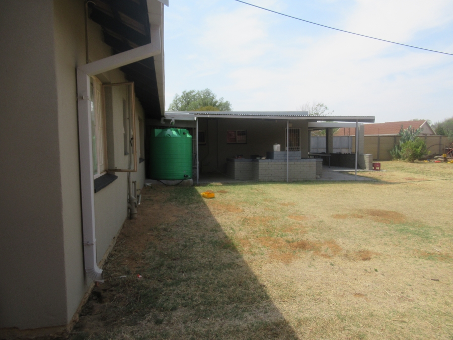 3 Bedroom Property for Sale in Flamingo Park Free State